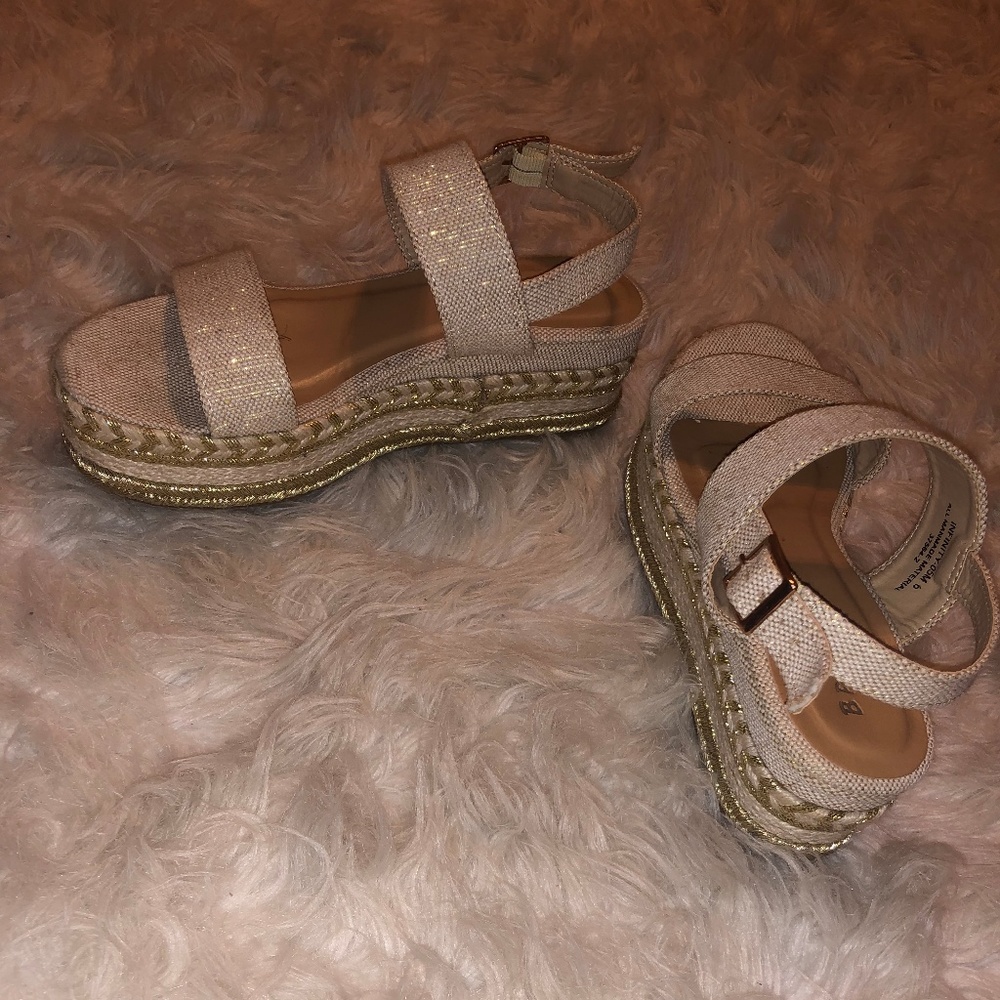 (SOLD) Espadrille platform sandals